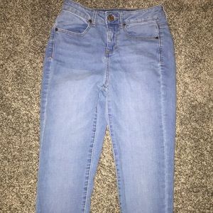 High waisted cute “mom” jeans